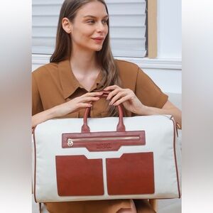 NWOT Badgley Mischka Travel Bag